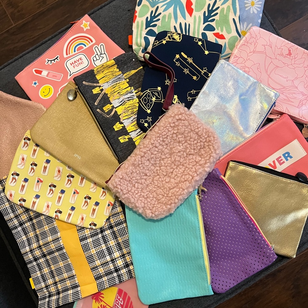 SMALL CUTE IPSY BAGS - Picture 5 of 7